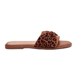 Chinelos femininos de grama plana com um arco de camelo marrom