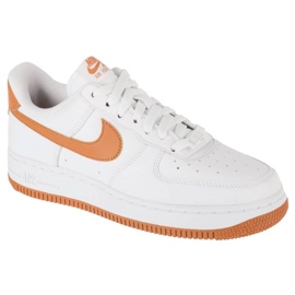 Nike Air Force 1 07 Próximos sapatos naturais em DC9486-103 branco