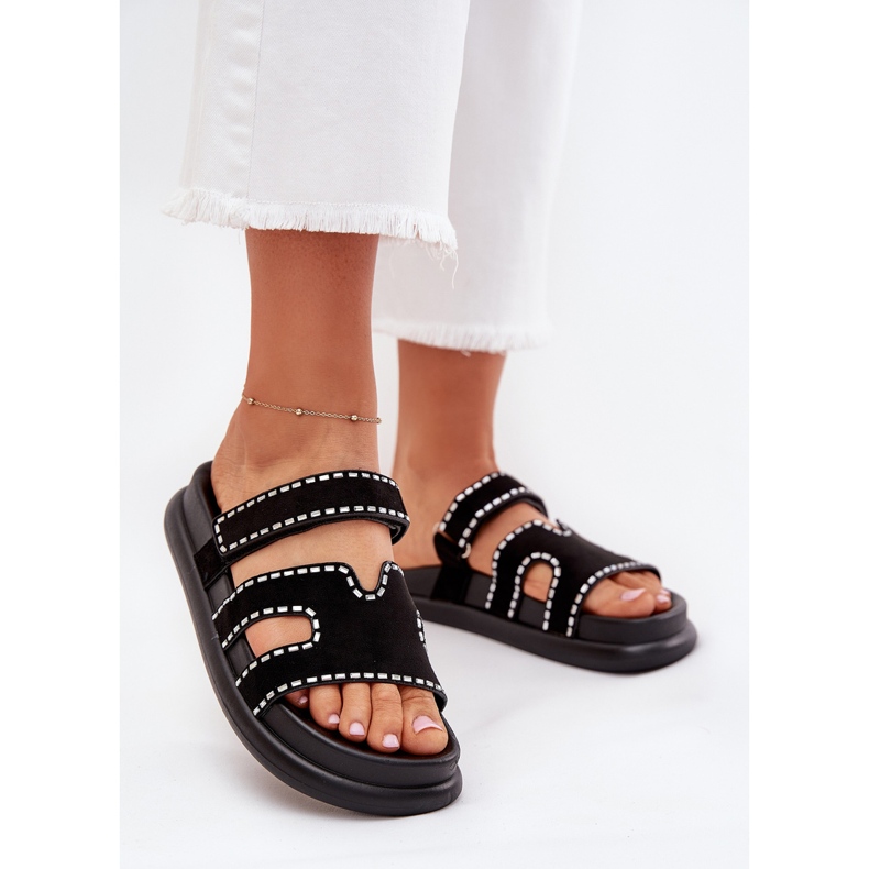 Boto Flip Flip feminino com decoração na plataforma Black Dlyna preto