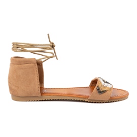 Shelvt Romenos marrons com contas coloridas marrom