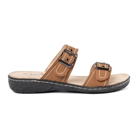 Shelvt Flipers de mulheres marrons com fivelas de prata castanho