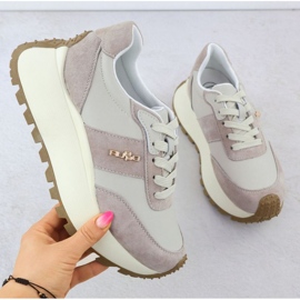 Sapatos Filippo em uma plataforma grossa em DP6785 PAW637A