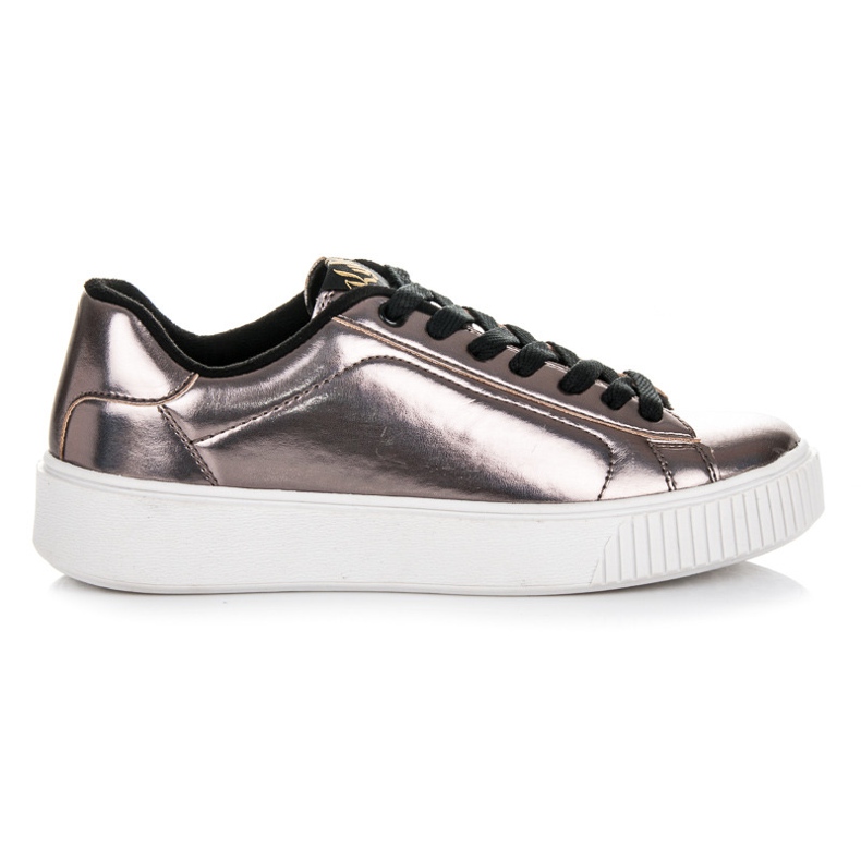 Kylie Tênis na plataforma rosa