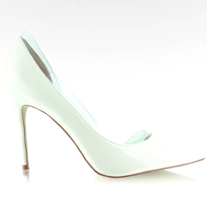 Bombas assimétricas no branco A890