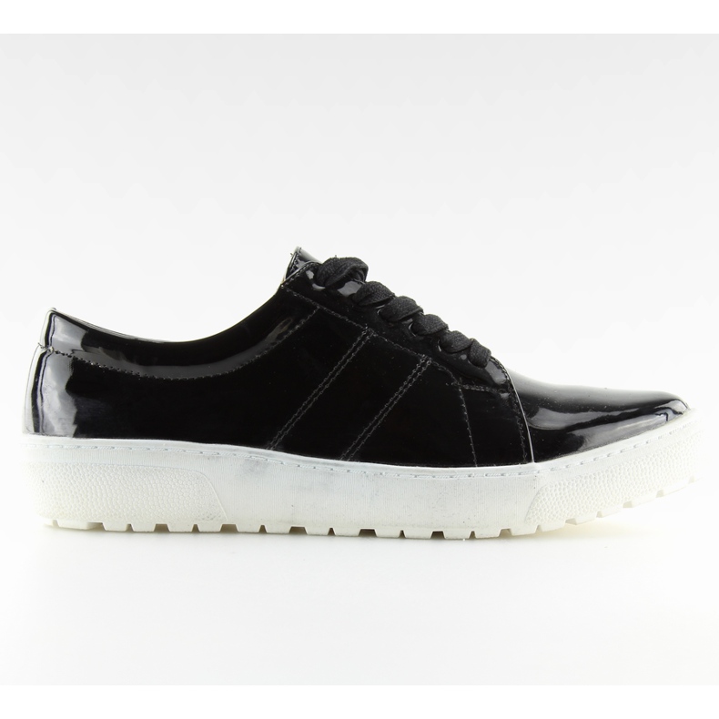 Mocassins femininos em uma sola branca preta preto