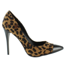 Salto com estampa de leopardo e biqueira E433 marrom preto