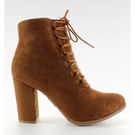 Botas de camurça NC16 calcanhar de camelo largo marrom