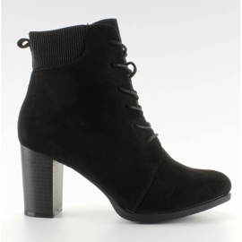 Botas de camurça com cordões C306 Preto
