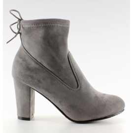 Botas com atacadores no tornozelo B18H-KB Cinza