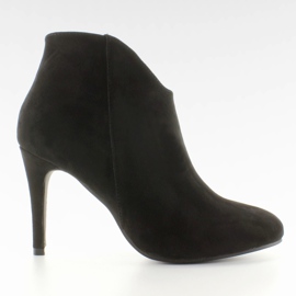 Botas com recorte AT-0592-L Preto Botas com recorte AT-0592-L Preto