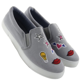 Chinelos com remendos cinza JX41P
