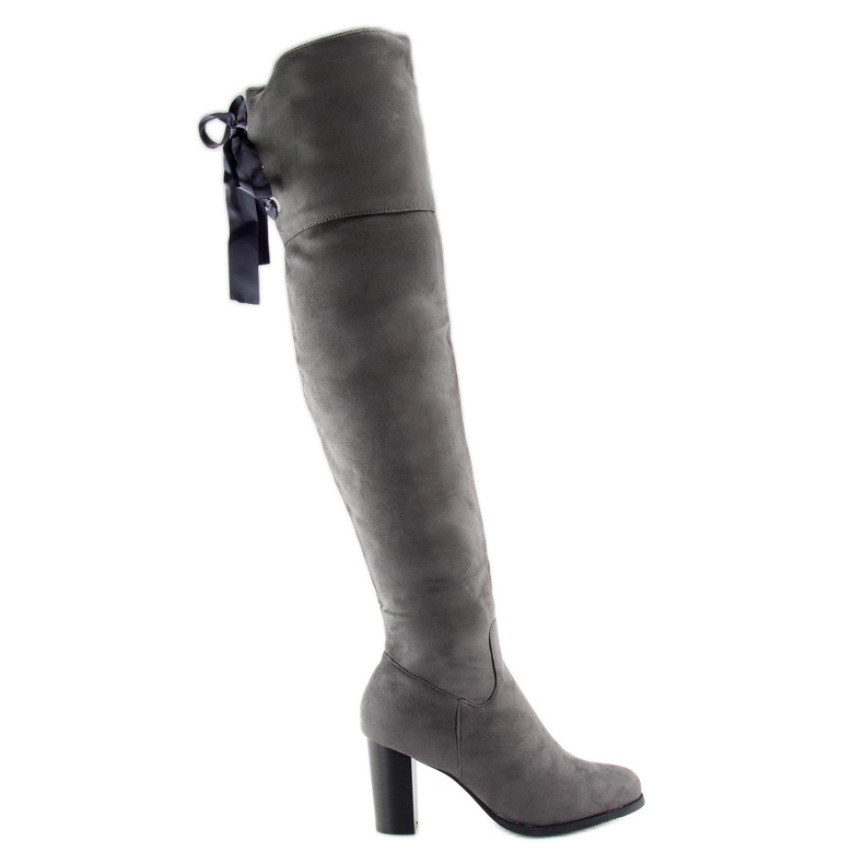 Botas acima do joelho amarradas com fita cinza PE121P