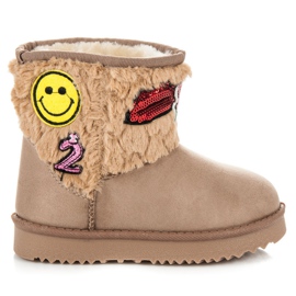 Kylie Mukluki Com Patches marrom