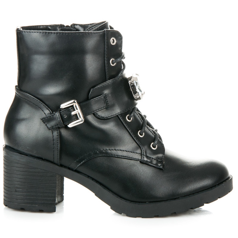 Kylie Trabalhadores no posto preto