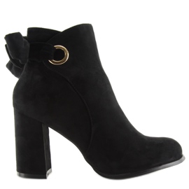 Botas pretas no salto preto Ybs1612 preto