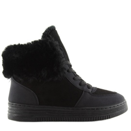 Tênis preto com isolamento grosso R138 preto