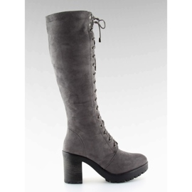 Botas cinzentas com atacadores e saltos largos cinza