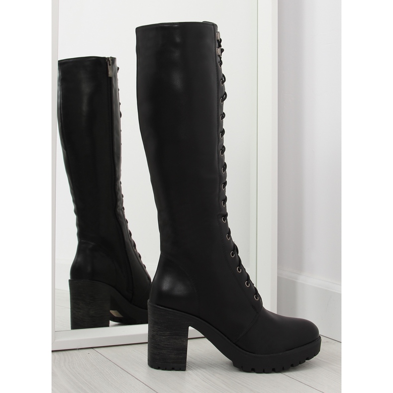 Botas pretas com atacadores AE80P pretas preto