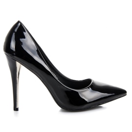 W. Potocki saltos laqueados pretos