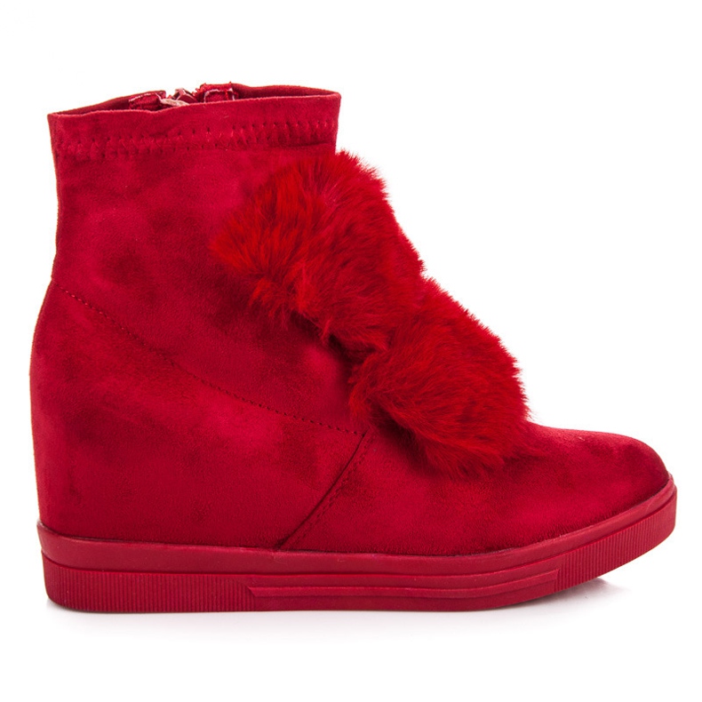 Tênis de cunha com pelo vermelho