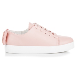 Vices Tênis amarrado com um laço rosa