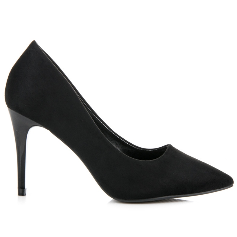 Saltos de camurça preta preto