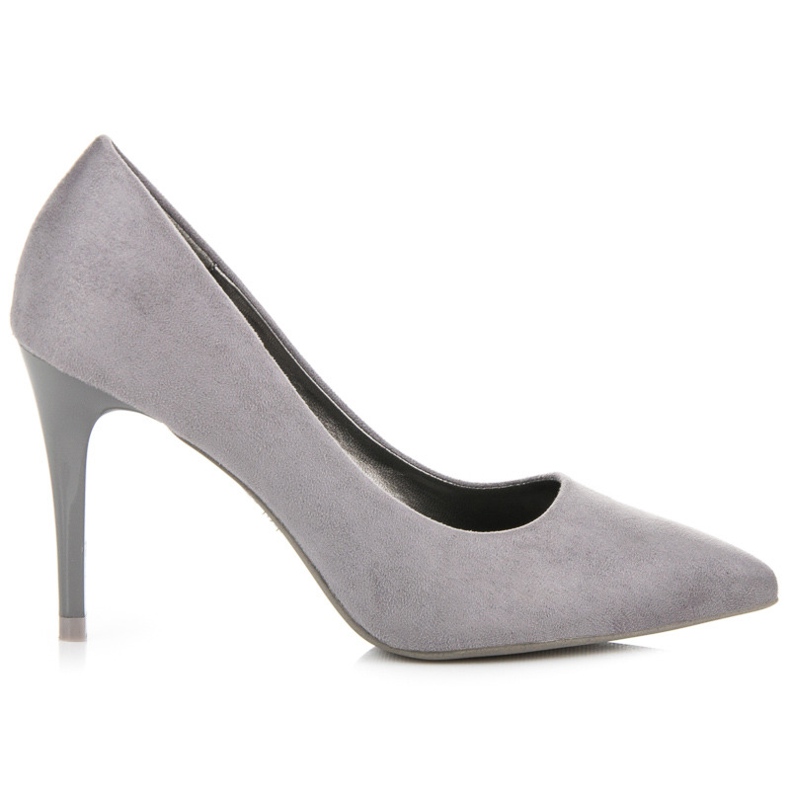 Saltos de camurça cinza