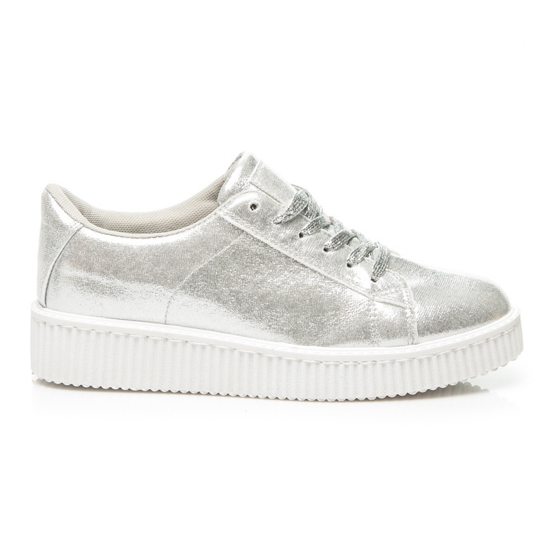 Trepadeiras metálicas cinza