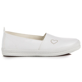 Mckeylor Slipons brancos com um coração