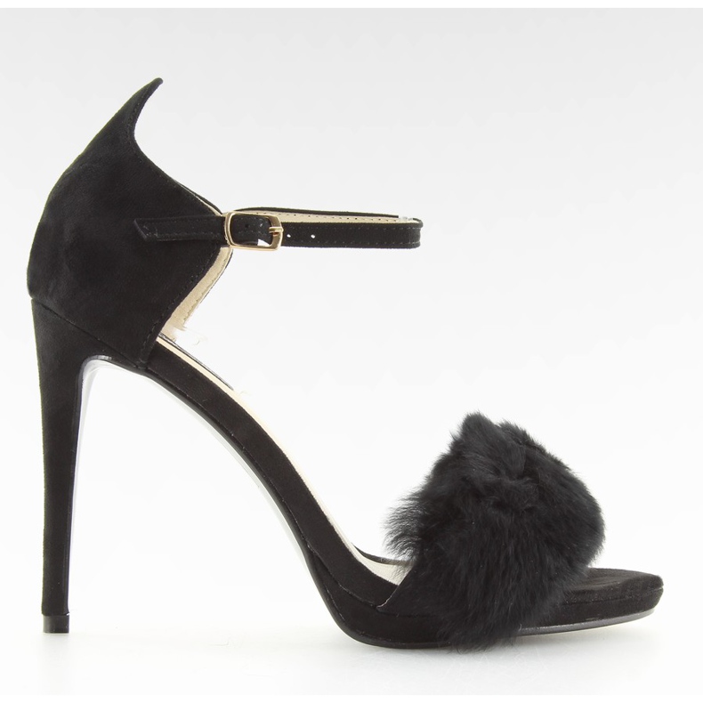 Sandálias em um estilete preto L6120 preto