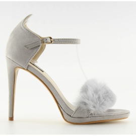 Sandálias em cinza L6120 cinza