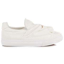 Tênis slip-on com laço branco Tênis slip-on com laço branco