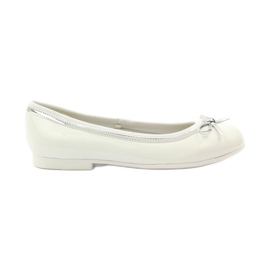 American Club Bailarinas com um laço branco americano