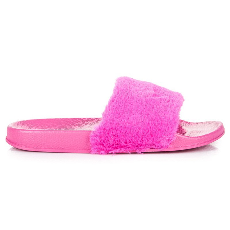 Chinelos fúcsia com pele rosa