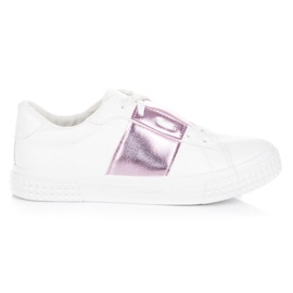 Tênis brancos da moda roxo