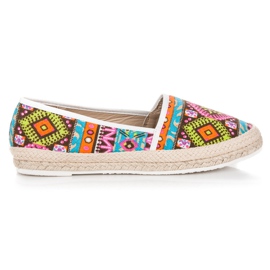 Alpargatas com padrão étnico multicolorido