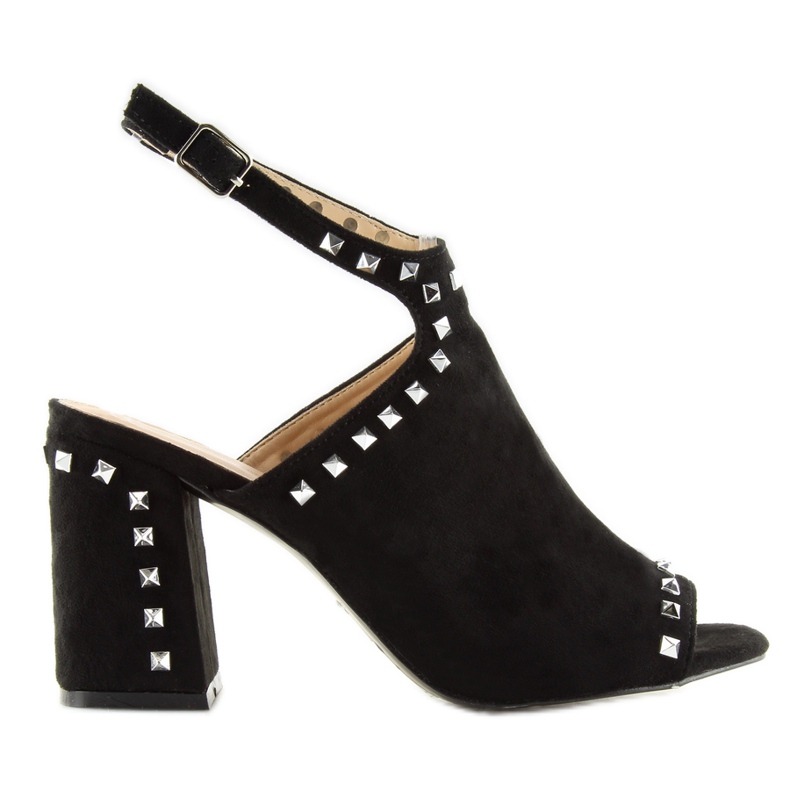 Sandálias pretas com tachas pretas L1139 preto