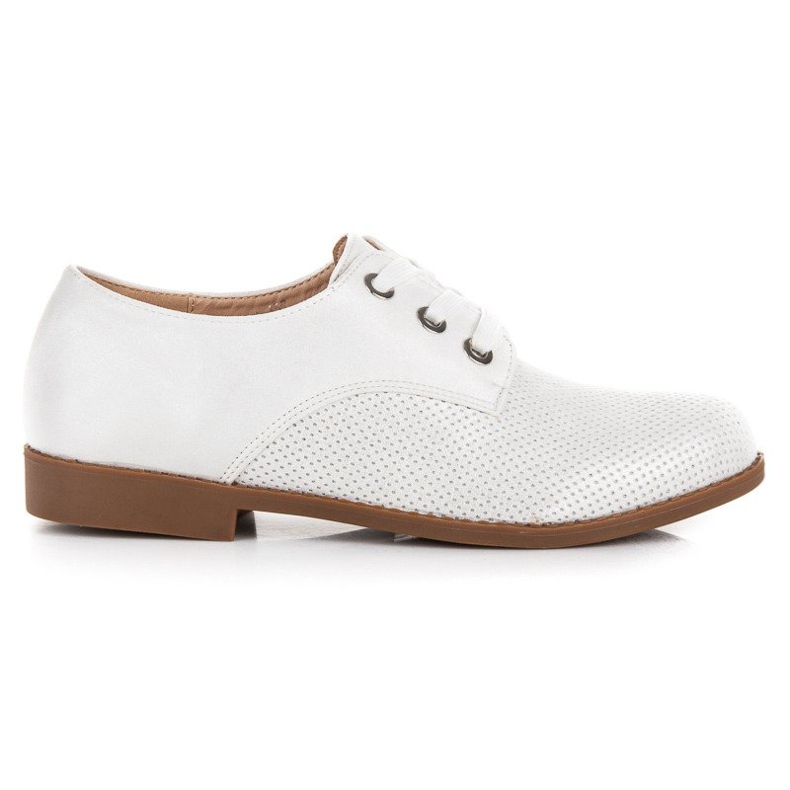 Renda Sapatos elegantes na encadernação branco