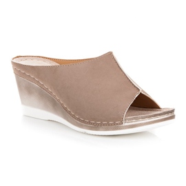 Sandálias de cunha Vinceza marrom