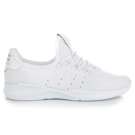 Tênis branco sem salto