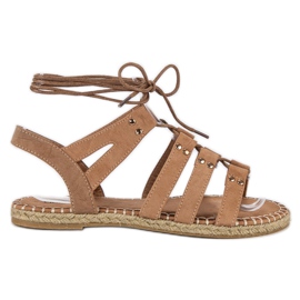 Vices Romanos planos com encadernação marrom