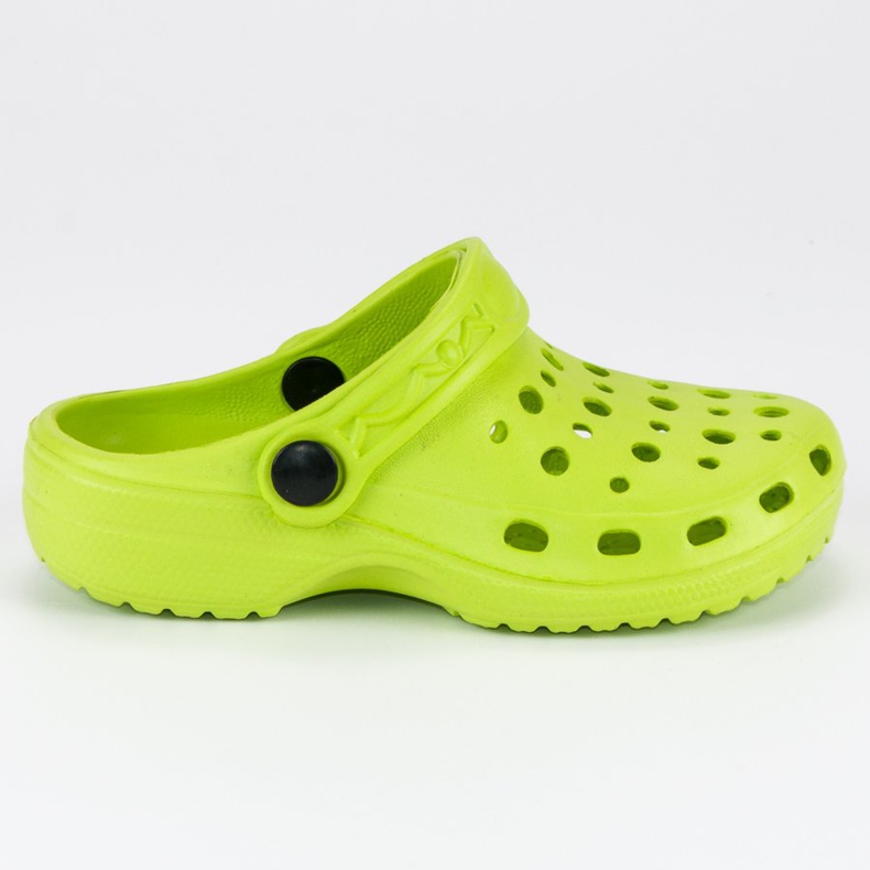 Chinelos de borracha verde