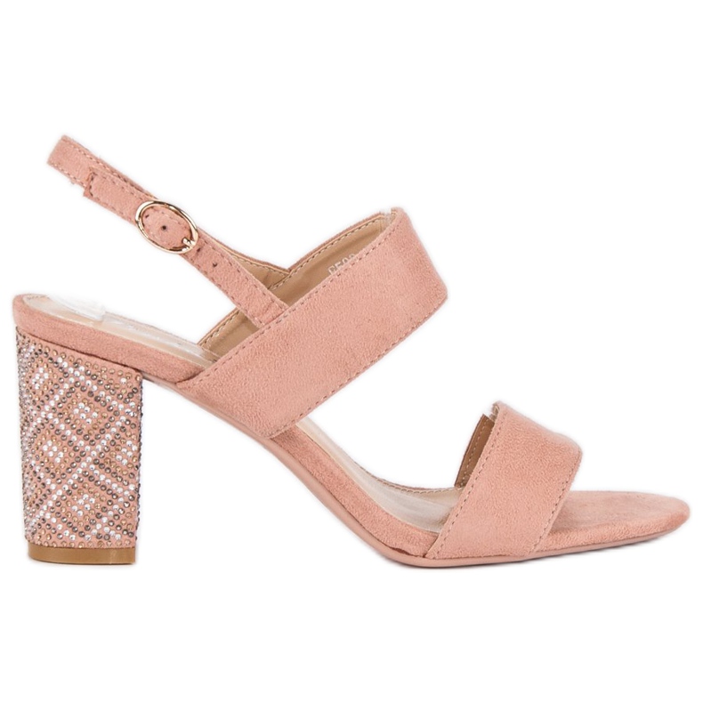 Sandálias elegantes com miçangas rosa