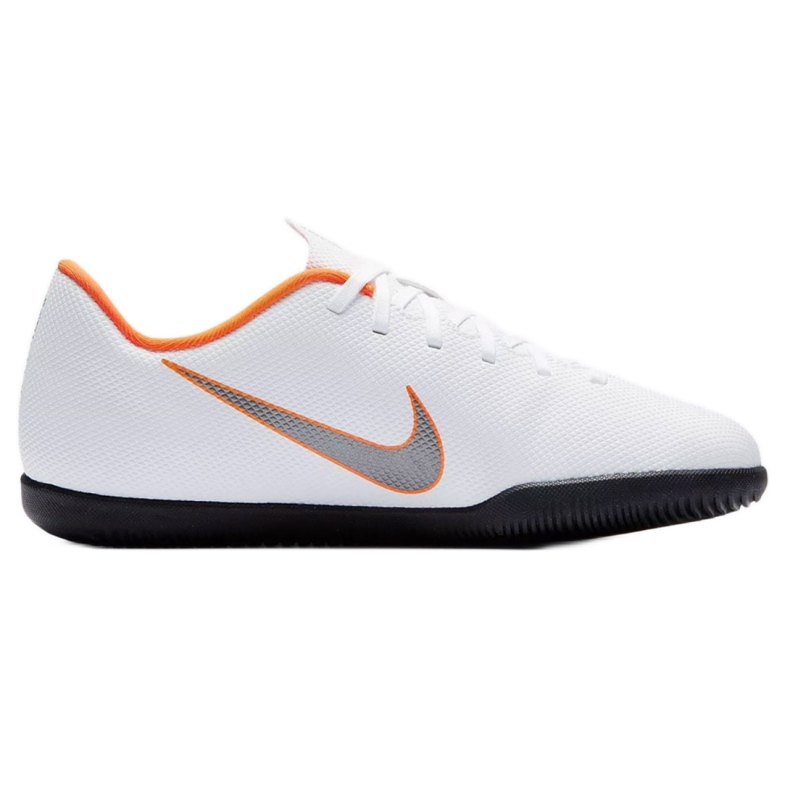 Tênis para interior Nike Mercurial Vapor 12 Club Gs Ic Jr AH7354-107 branco branco
