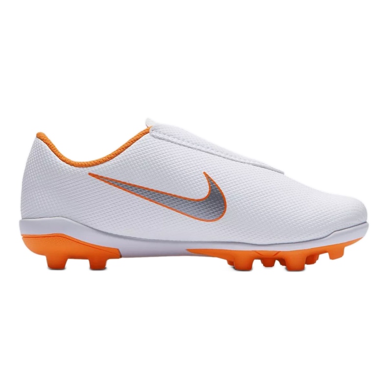 Chuteiras de futebol Nike Mercurial Vapor 12 Club Ps V Mg Jr AH7351-107 branco branco