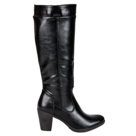 Botas em um post VINCEZA preto Botas em um post VINCEZA preto