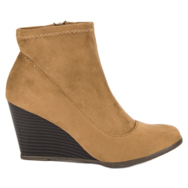 Corina Botins de camurça com salto cunha castanho Corina Botins de camurça com salto cunha castanho