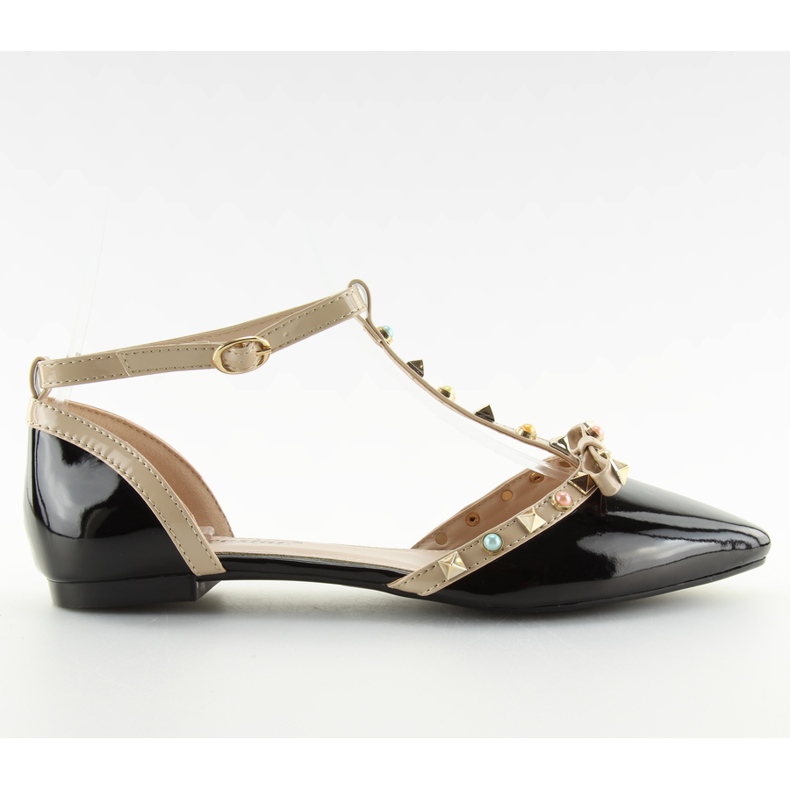 Bailarinas pretas com tachas pretas DM29P preto