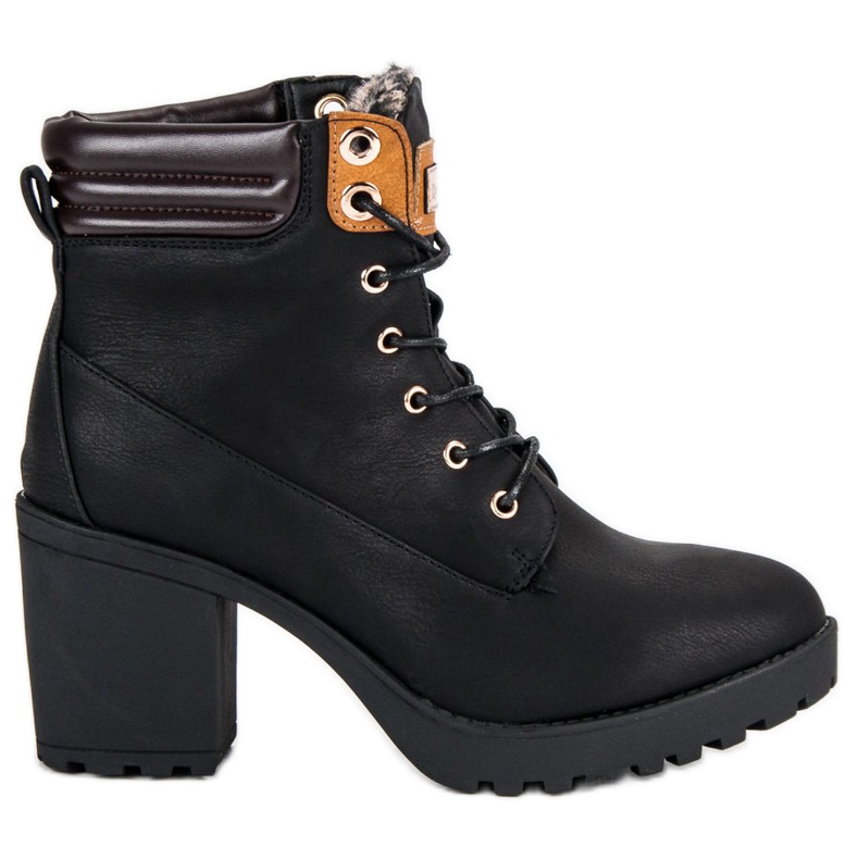 Queentina Bolsas pretas na postagem preto