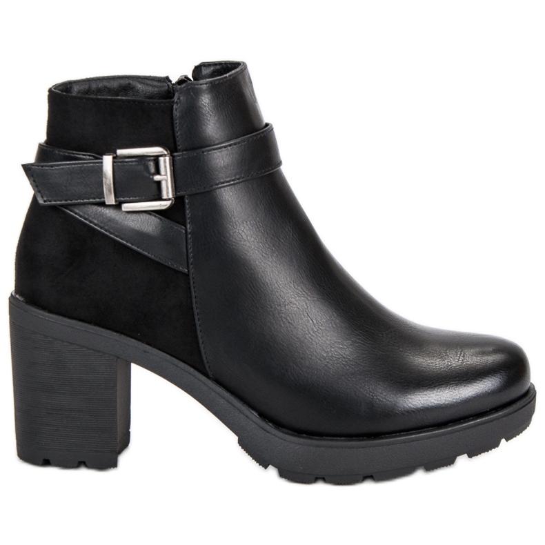 Anesia Paris Botas pretas em um poste preto